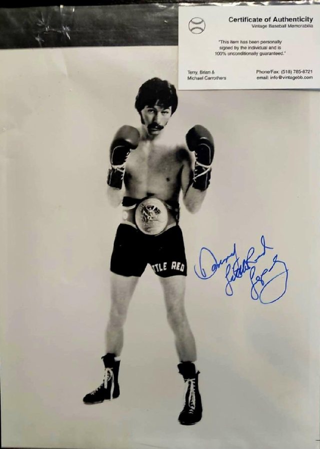 Signed photograph of the boxer Little Red Lopez, displayed with its certificate of authenticity.